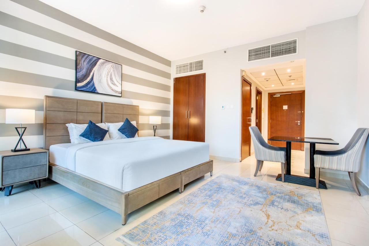 Icon Casa Living - Boulevard View ドバイ エクステリア 写真