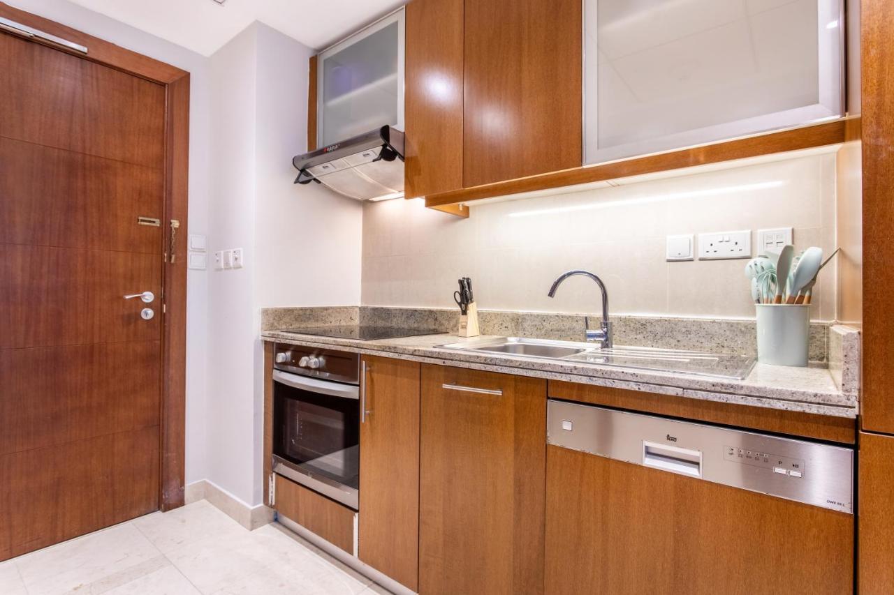 Icon Casa Living - Boulevard View ドバイ エクステリア 写真